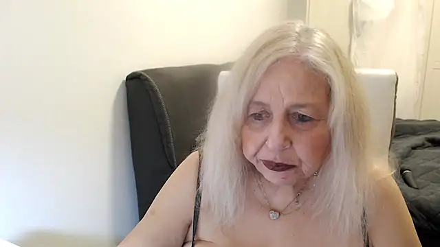 دردشة SusiLifeXXX الجنسية المباشرة