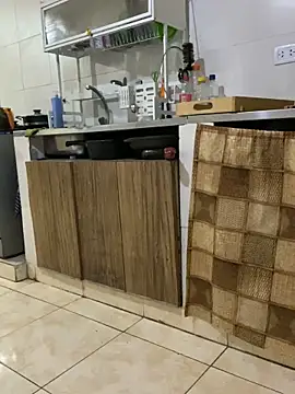 aphrodite_sexy Adlı Modelin Canlı XXX Sohbeti