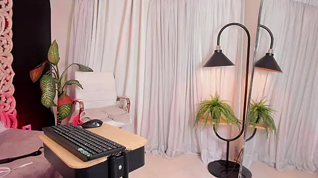 Anseru_ Chat XXX live