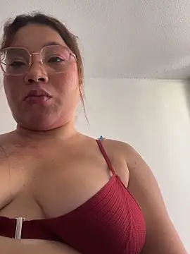 WHITEWOMEN_2 Live XXX Chat