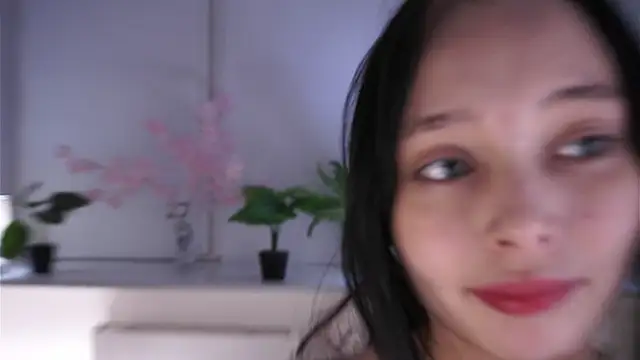 HannaHayles 即時 XXX 聊天