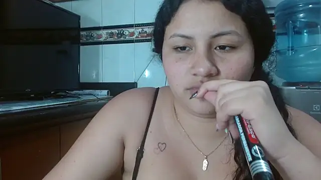 Baby_dirt Adlı Modelin Canlı XXX Sohbeti