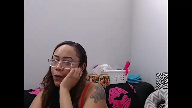 Pertunjukan Kamera Web RylReese