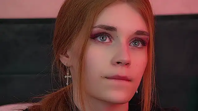 MelissaBauch Adlı Modelin Canlı XXX Sohbeti