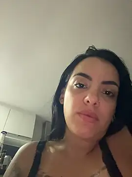 Czat XXX na żywo – Srta_Jhenny