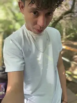 yoursexyjoseのライブXXXチャット