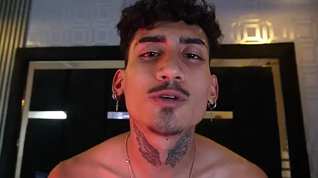 Dark_Eros_ Chat XXX in diretta