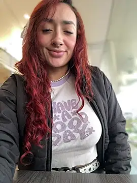 ariiel_ লাইভ XXX চ্যাট