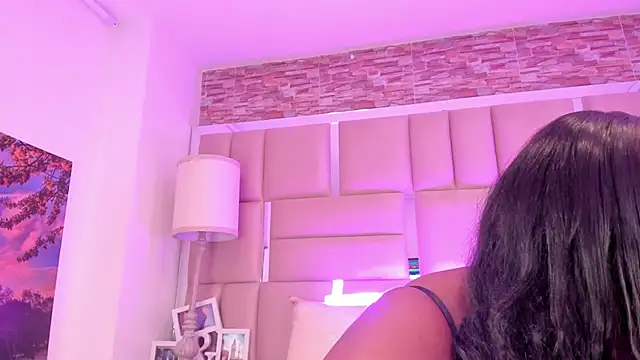 ShaniaBrownn's Live XXX Chat