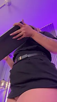 MiaPetit_ Adlı Modelin Canlı XXX Sohbeti