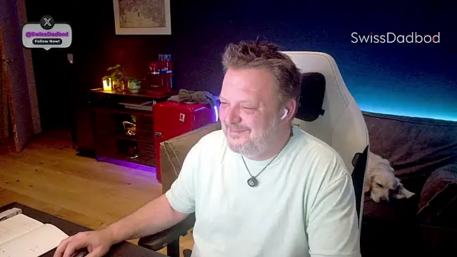 SwissDadbod: онлайн-секс-чат