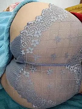 XXX chat uživo modela Haralushiaaa