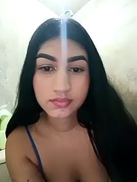 Julix_A's Live XXX Chat