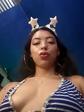 kendraof 现场XXX聊天