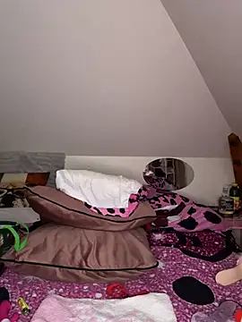 vanille13r 现场XXX聊天