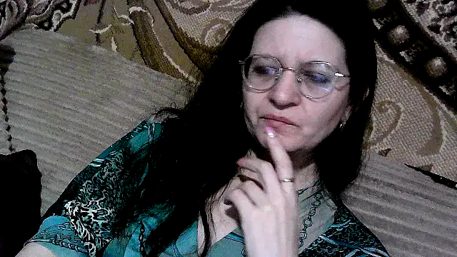 Etty_Gina élő XXX-chatje