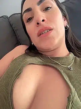 alessandra-a 现场XXX聊天