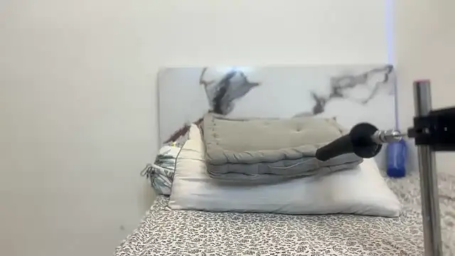 Chatroom XXX en direct de Selina_6