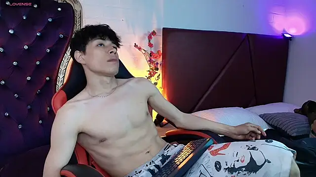 AndrewCooperrs 即時 XXX 聊天