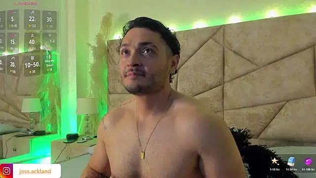 Chat XXX en directo de JossAckland