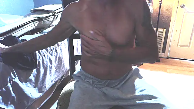 Tommy_Love23 webkamerás műsora