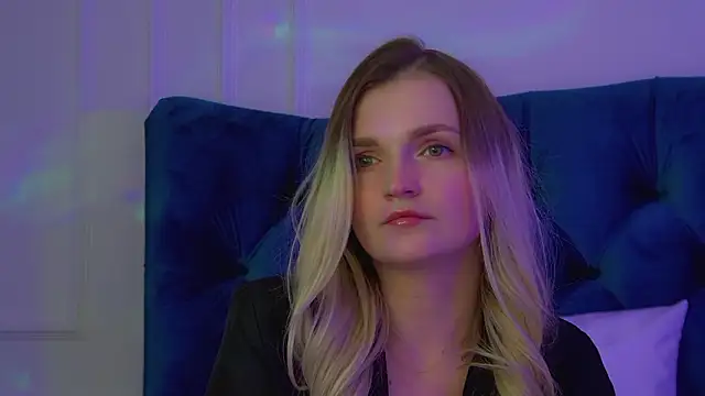 AnnyRaii's Live XXX Chat