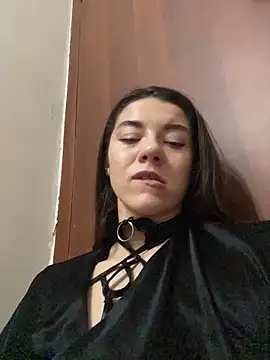 دردشة OnlyLeiLa الجنسية المباشرة