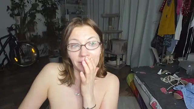 Constancia_pure's Live XXX Chat