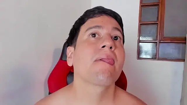 oliver_price1 Adlı Modelin Canlı XXX Sohbeti