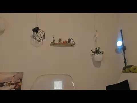 aprille15 élő XXX-chatje