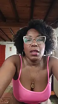 ChanneldelaCroix's Live XXX Chat