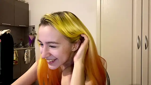 Chat XXX en directo de EmilyHein