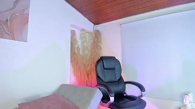 Amelie_Wine: онлайн-секс-чат