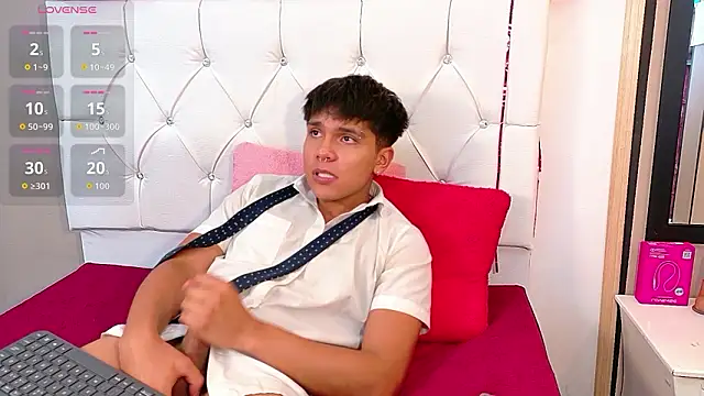 Thiago_Kozak: απευθείας συνομιλία ΧΧΧ