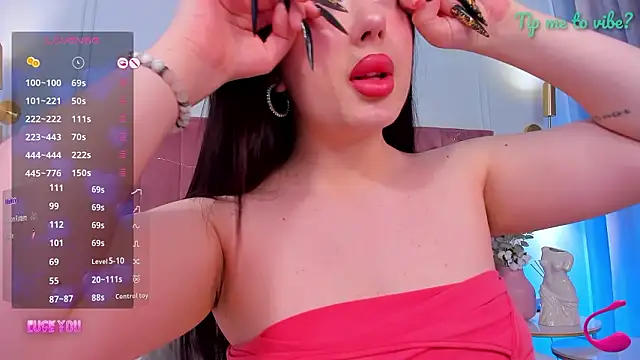 Mayzzie: απευθείας συνομιλία ΧΧΧ