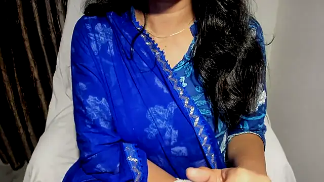 TheShyGirl_ Live XXX-chat