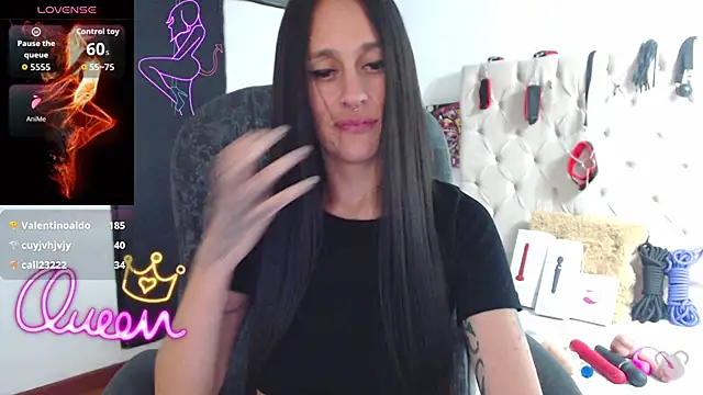 Czat XXX na żywo – thin_tatto