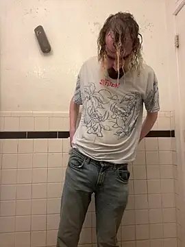 tallnerdyguy's Live XXX Chat