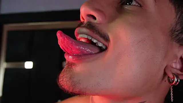 แชท XXX สดของ Dark_Eros_