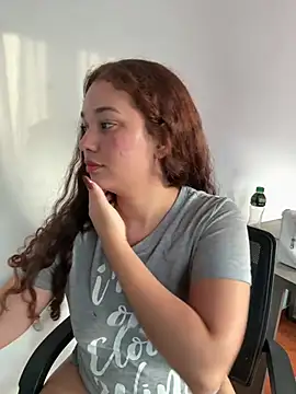 عرض كام lana_rousse01