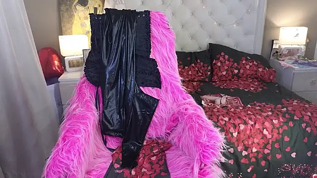 RoxalanaStarのライブXXXチャット