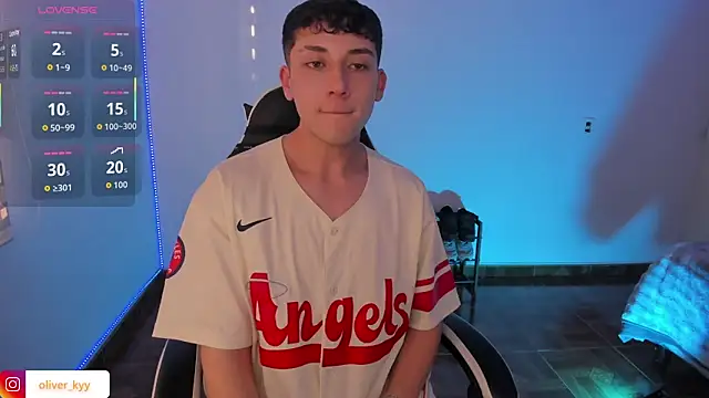 Chat XXX en directo de oliver_kyy