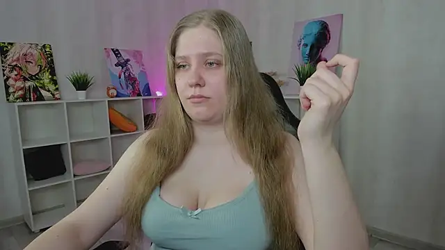 Megan_Violer Chat XXX in diretta