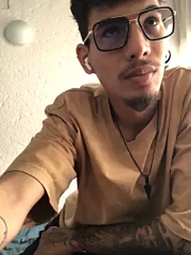 Вебкам-шоу tian_doyt69