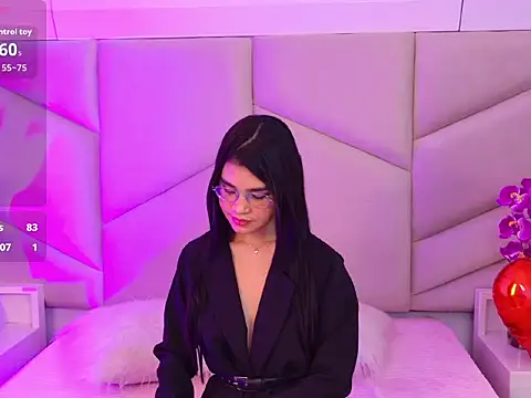 Chat +18 de OliviaDiaz ao vivo