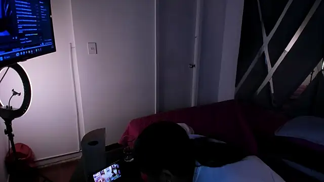 moonsweet1's Live XXX Chat