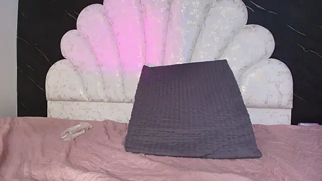 kissme_luna Chat XXX live