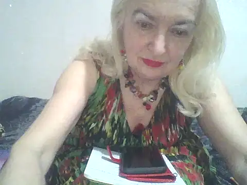 Chatroom XXX en direct de Meri798