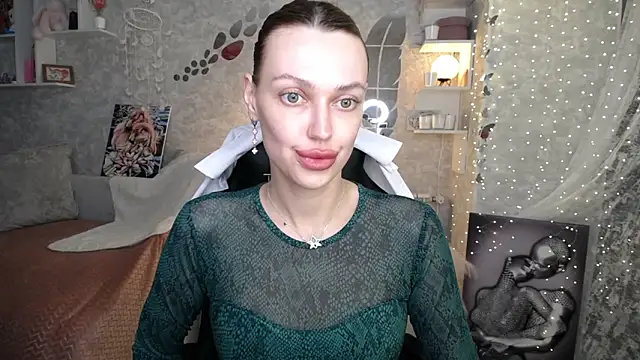 Chat XXX ao vivo de NickyAdamidi