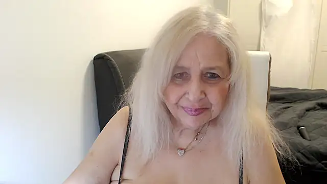 SusiLifeXXX: απευθείας συνομιλία ΧΧΧ